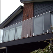 High Quality Spigots Glass Railing Balcony Balustrade Systems