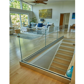 Luxury Villa Interior Stainless Steel Balcony Balustrade U Channel Glass Railing 